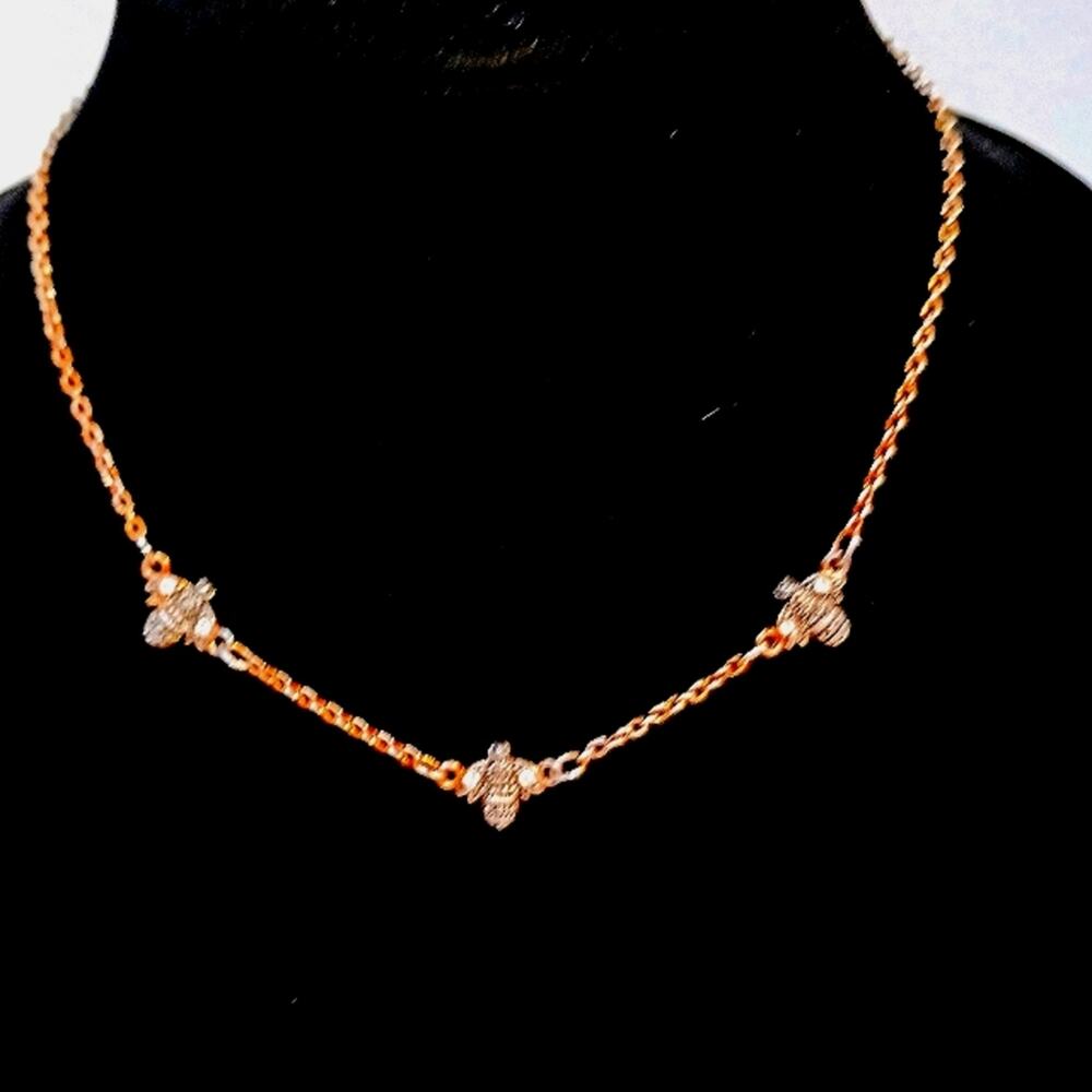Pretty BumbleBee Fashion Necklace Delicate Bronze tone Chain Simulated‎ Diamonds